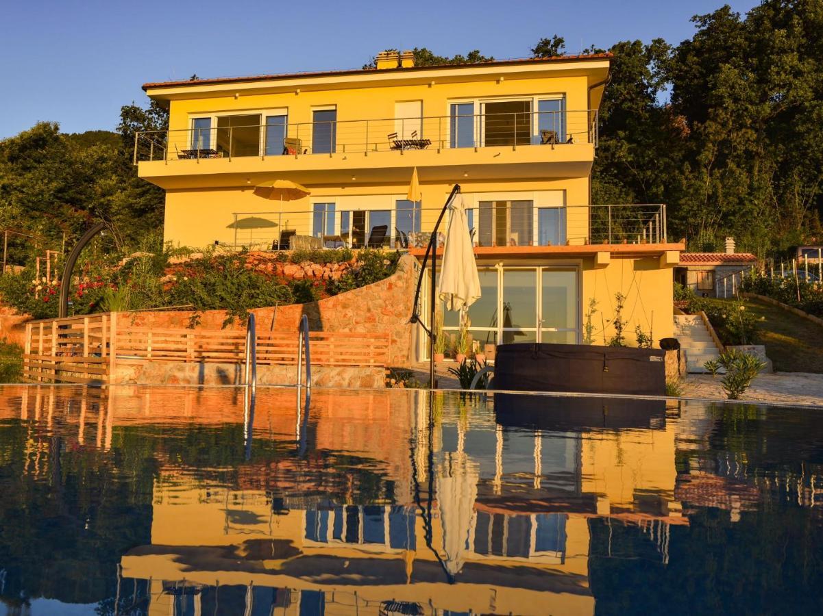 Villa Annika Ловран Экстерьер фото